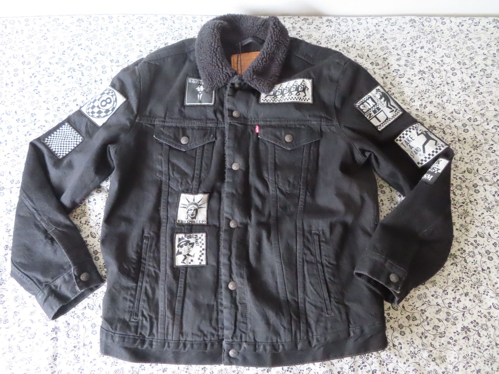 LEVIS Premium Big E Sherpa Trucker Rare