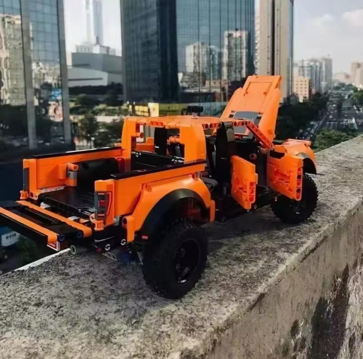 LEGO CAR