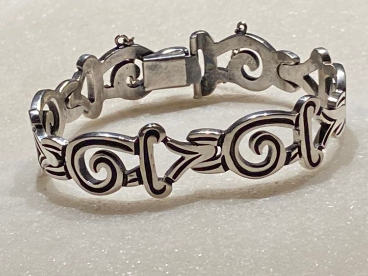 Solid Taxco Cuff Sterling 38 GR