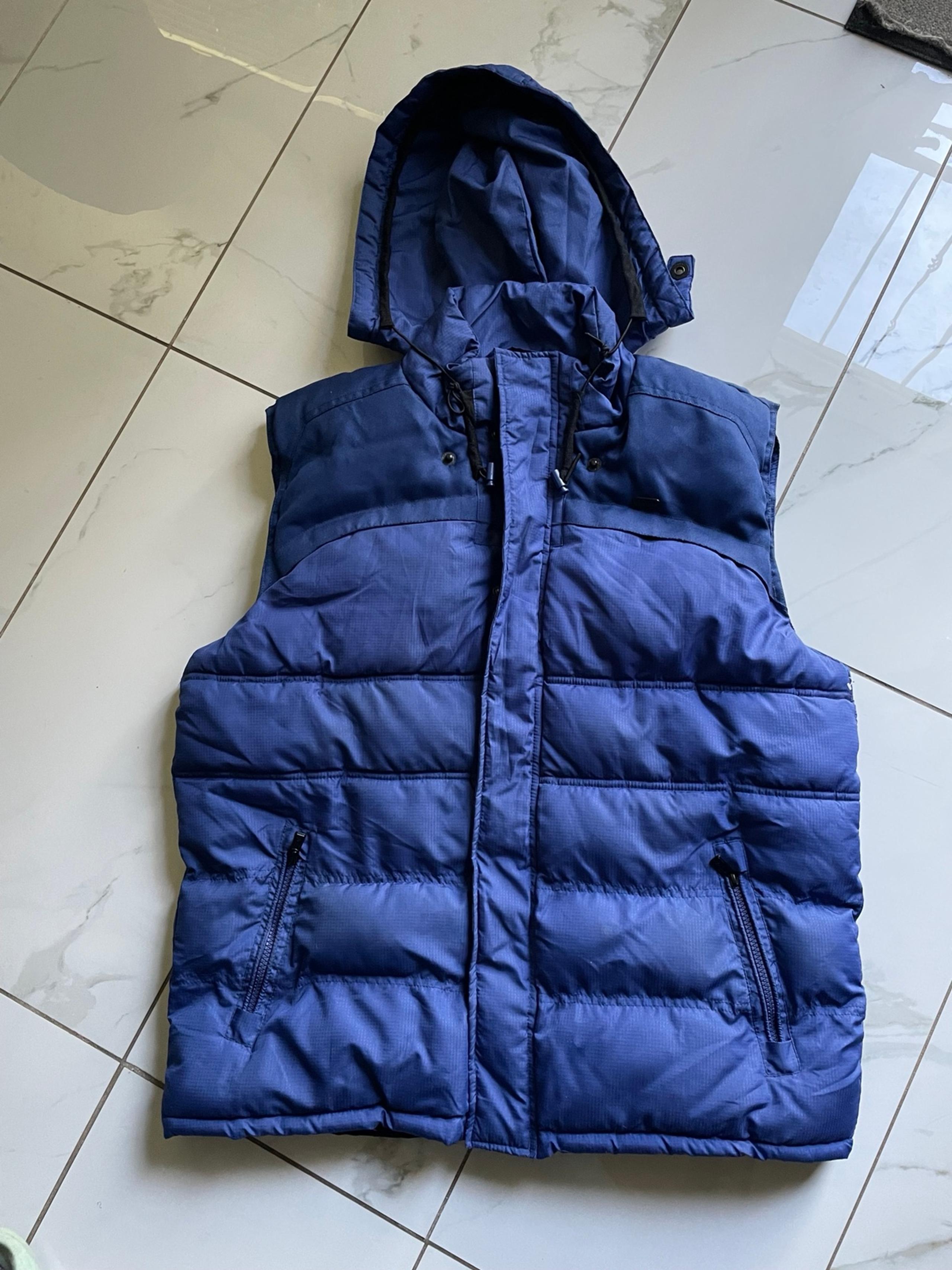 Rocawear Classic men’s vest. Size:L color: blue.