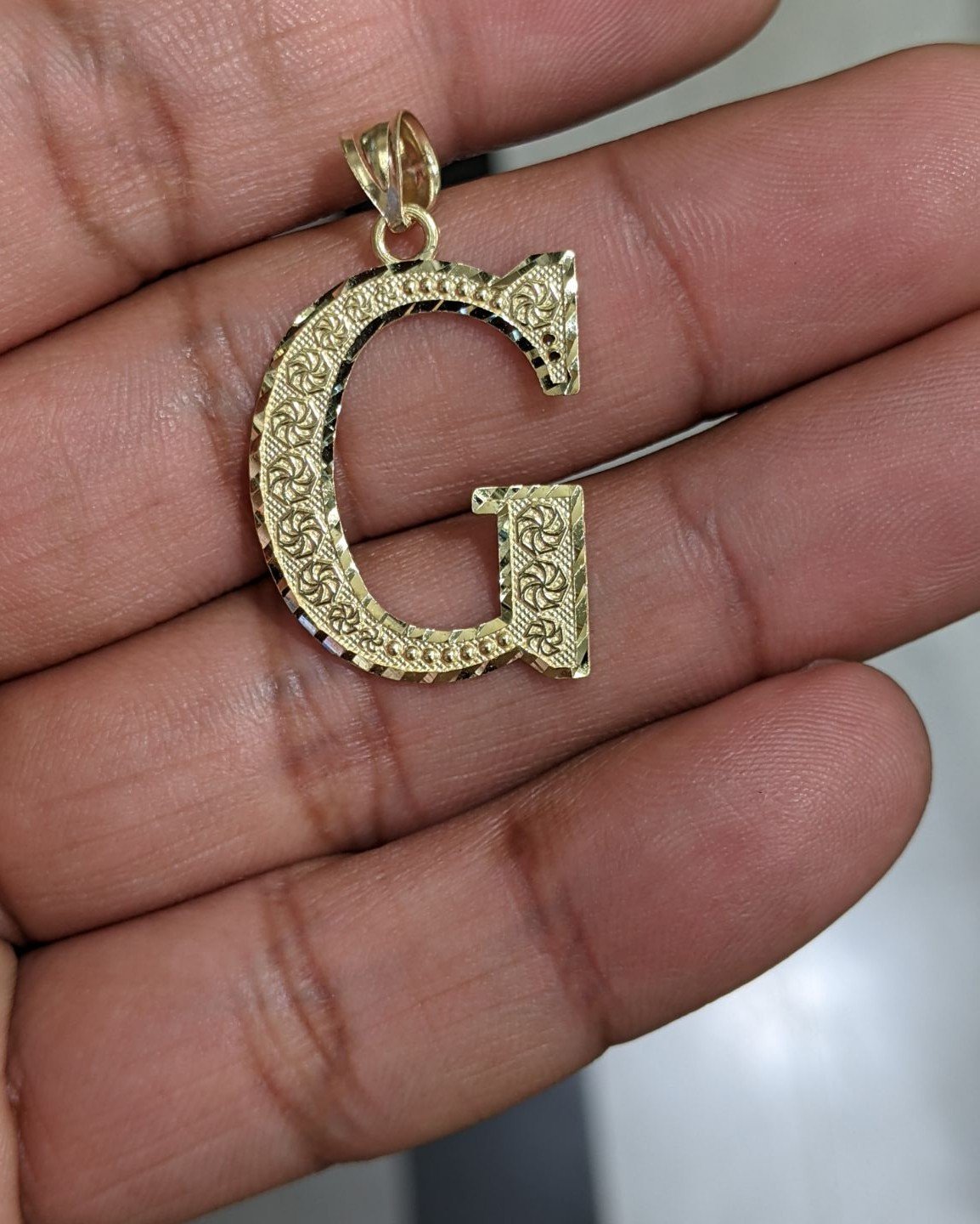 10kt Real Gold Letter G Pendant
