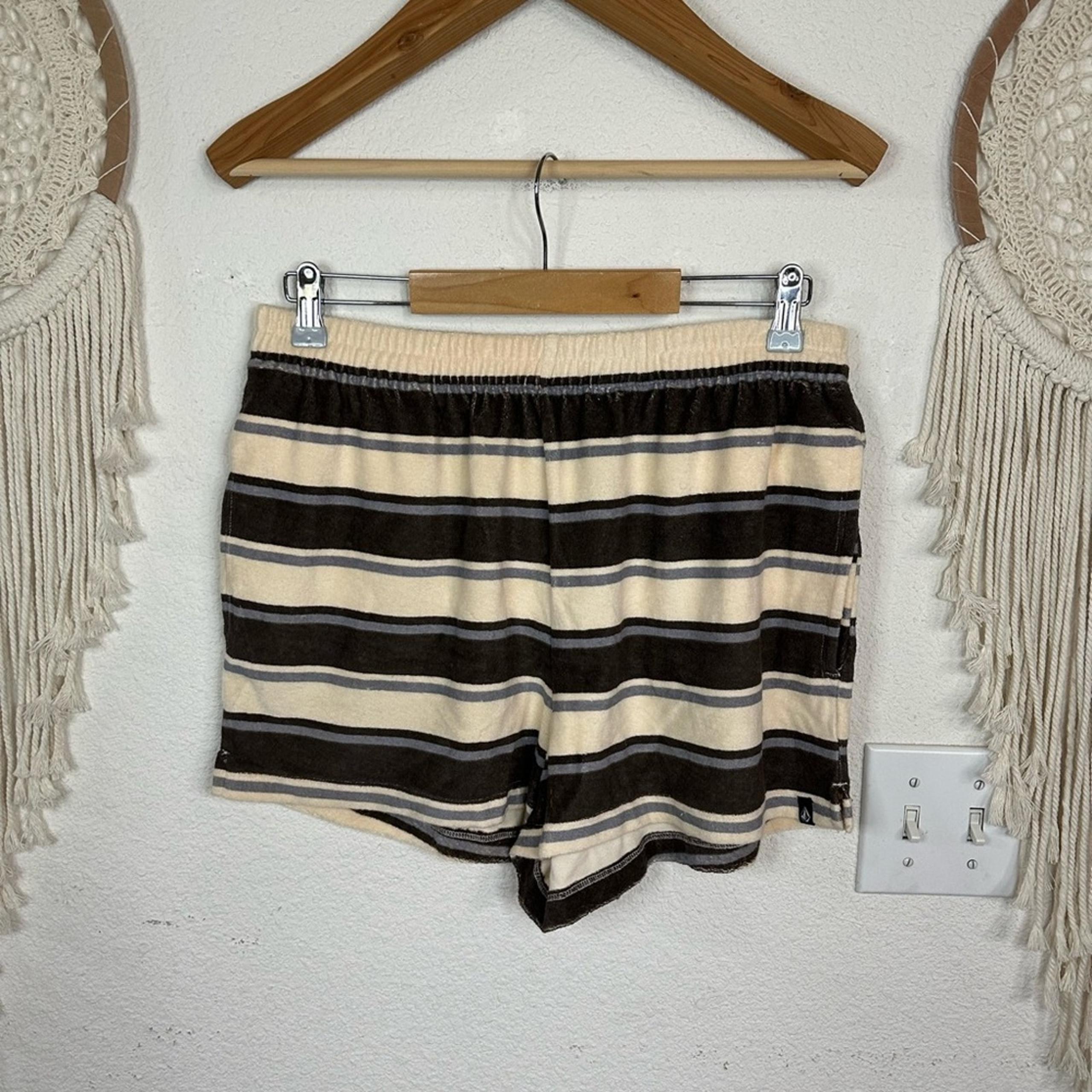 Volcom Brown and Cream Athletic Shorts large