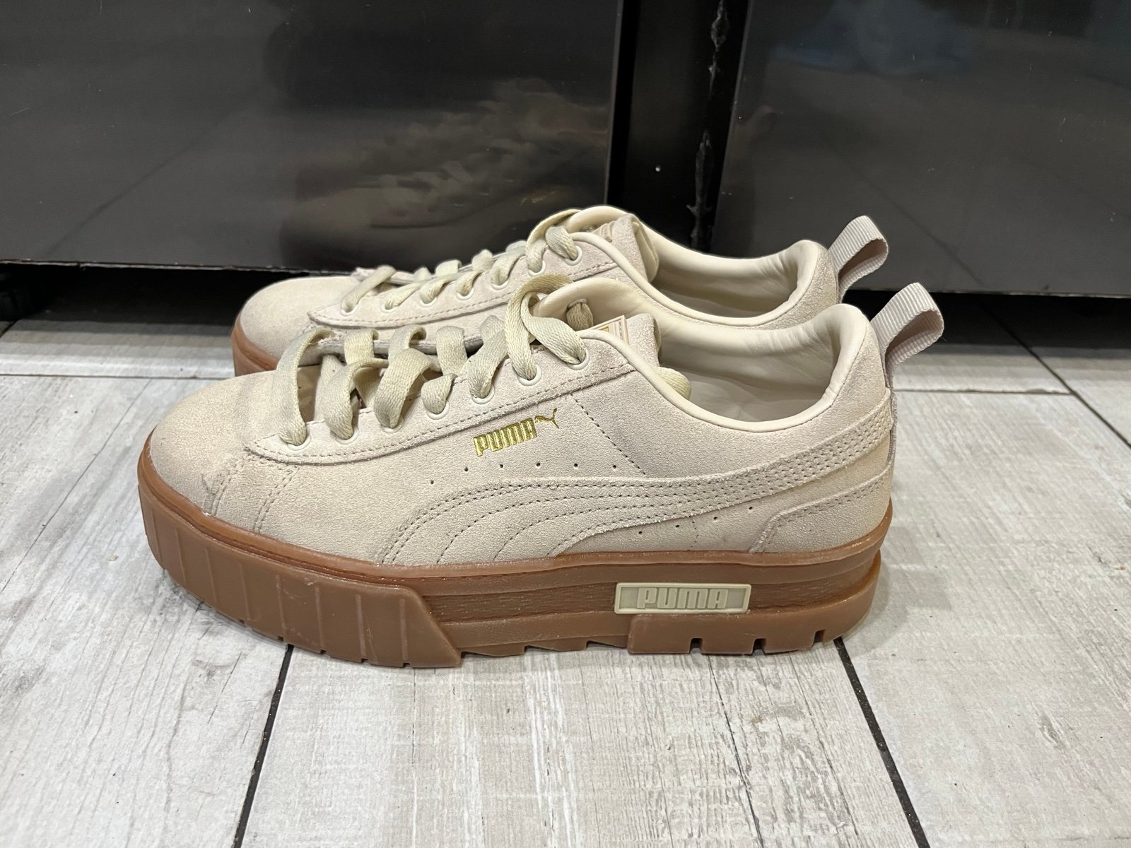 Puma 38078406 Mayze Platform Sneakers Shoes Y2K Pink Beige Womens Sz 9