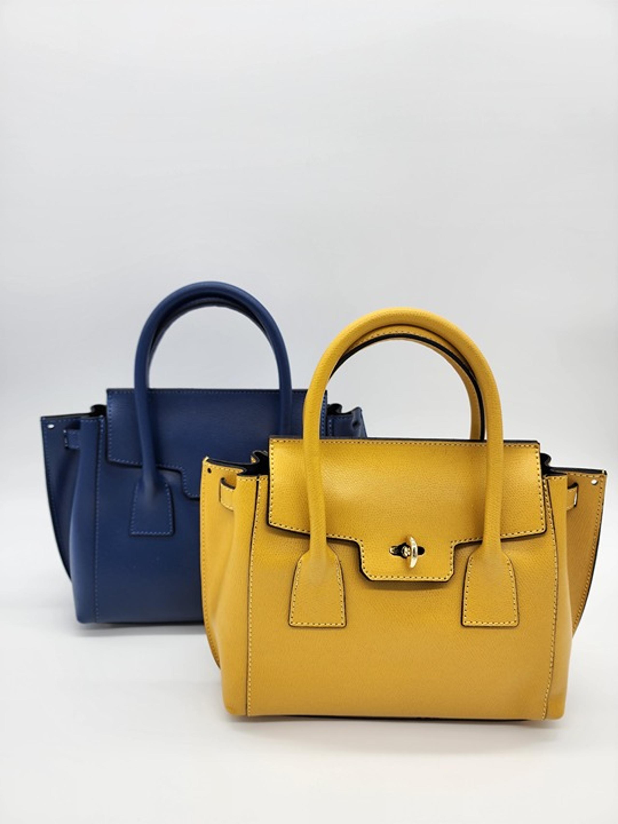 Vera Pelle leather handbag