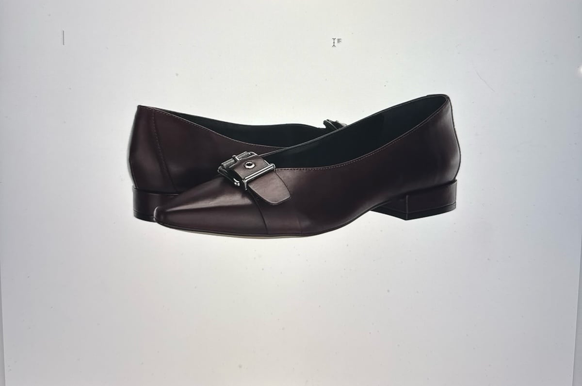 Vince Camuto women’s Megdele buckle flat loafer sz 7