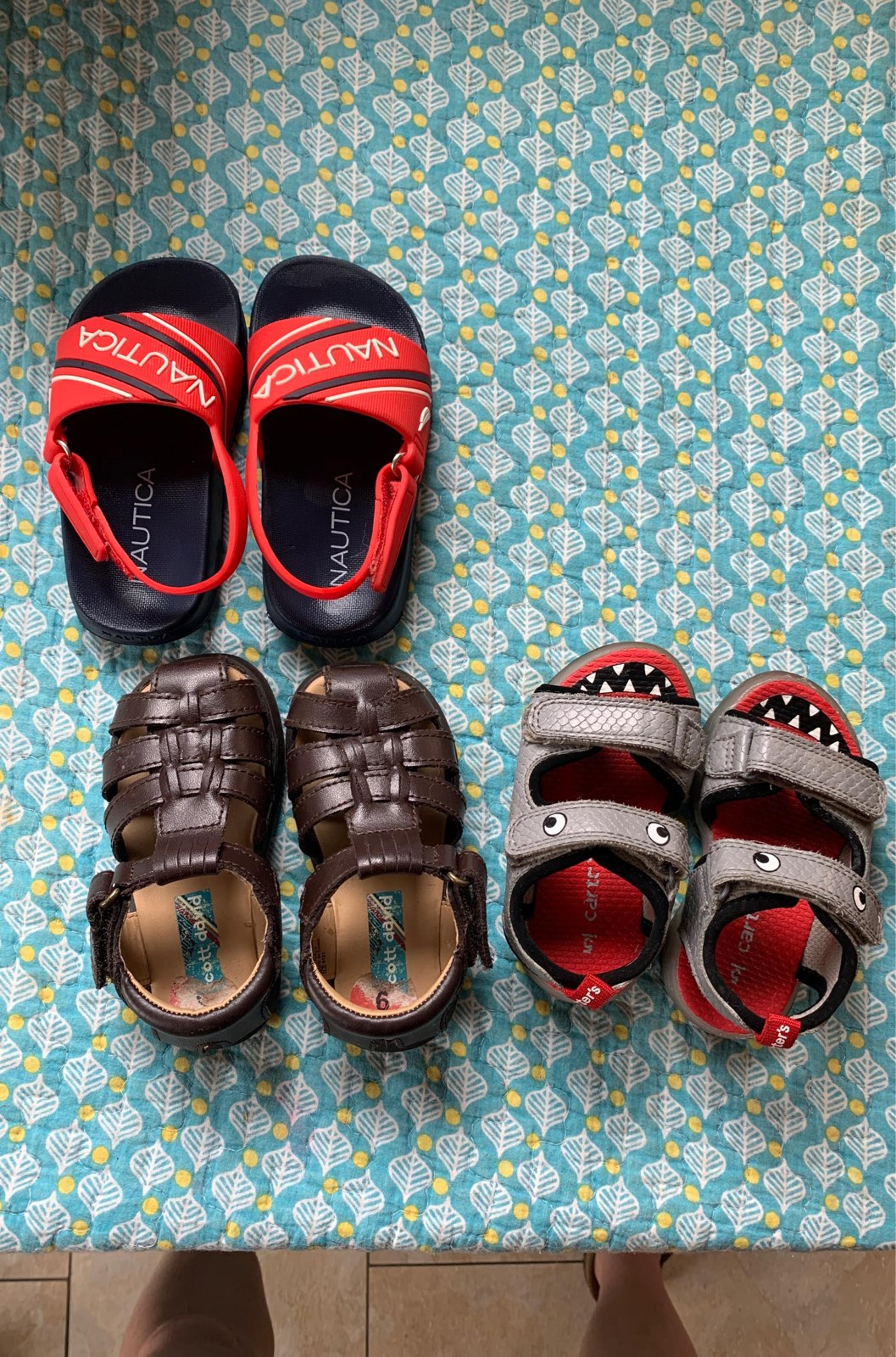 Toddler shoes size 6 and one pair are 5
