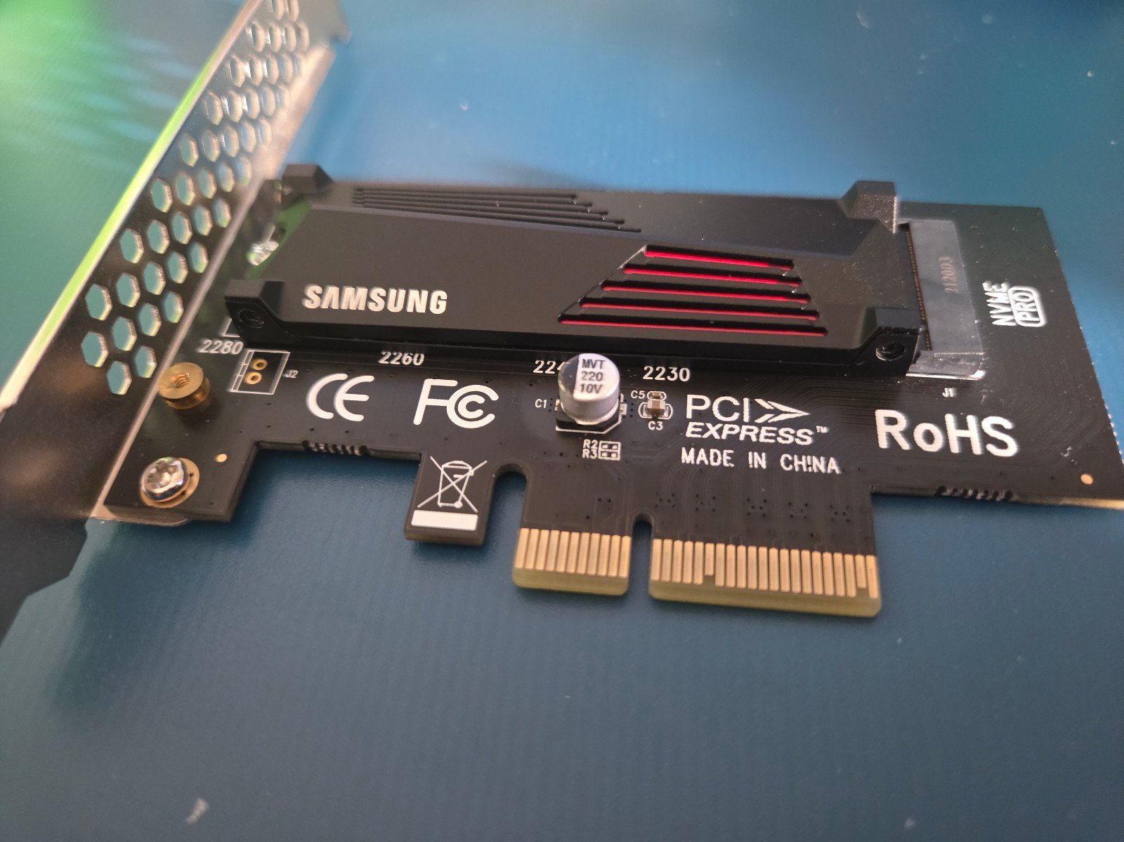 Samsung 970 Evo plus 2tb ,heatsink , pcie 4x