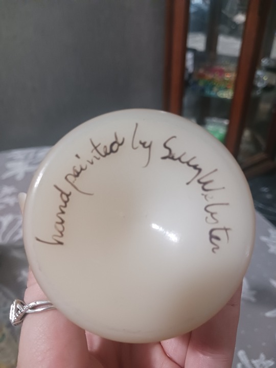 Fenton swung vase