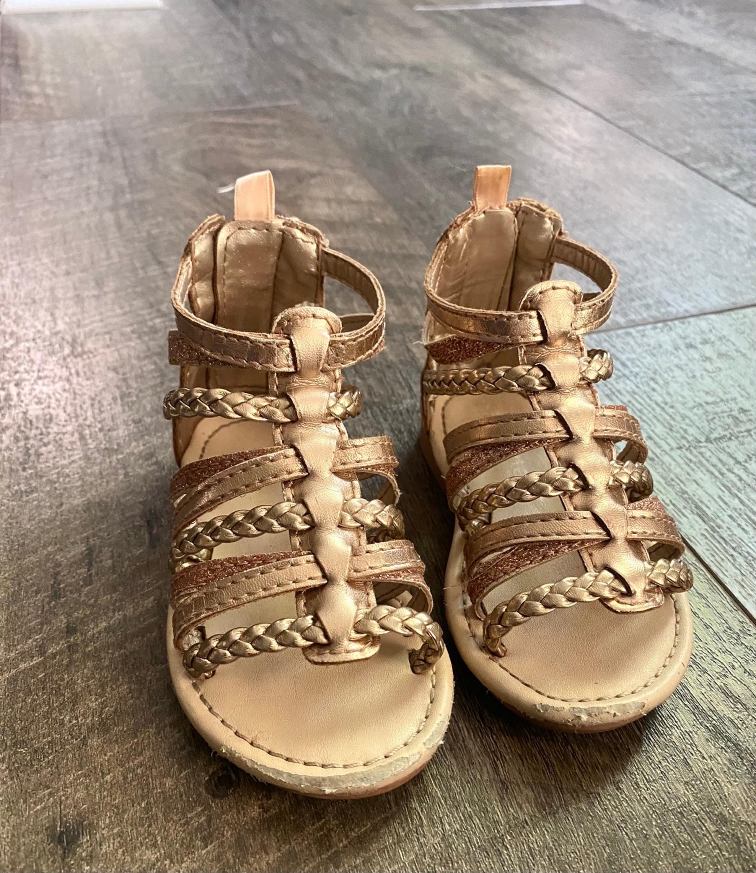 Toddler Girls Gladiator Sandals  Carters size 5