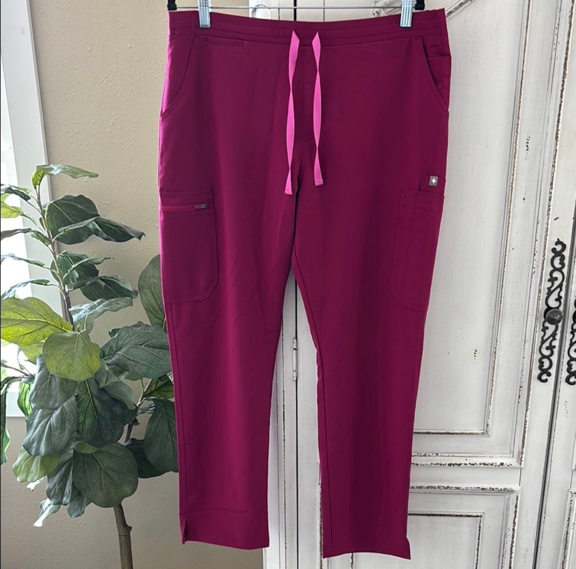 FIGS Yola Skinny Scrub Pants Technical Collection Berry Pink Womens Large Petite