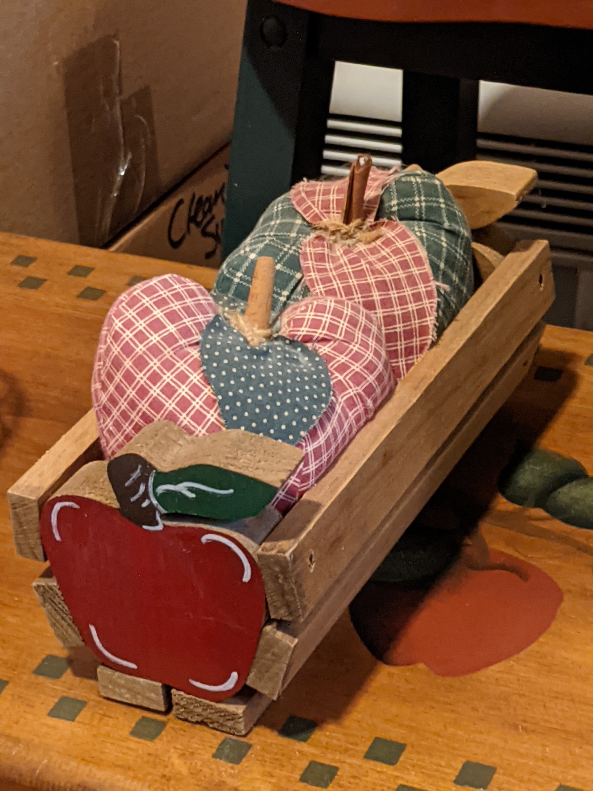 Vintage Craftshow Apples W/ Basket