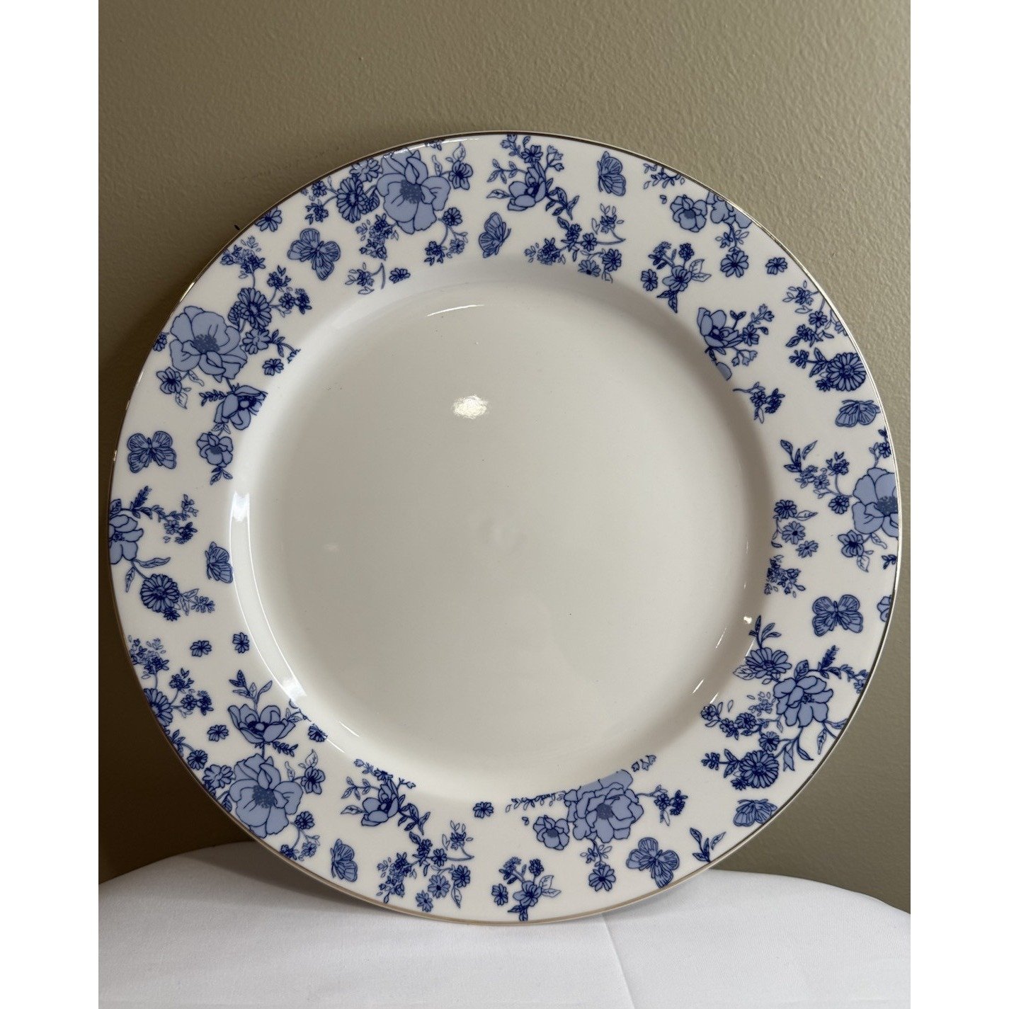 SET 4 Grace Teaware Fine Porcelain 10.5 Dinner Plates, Blue Flowers Butterfly