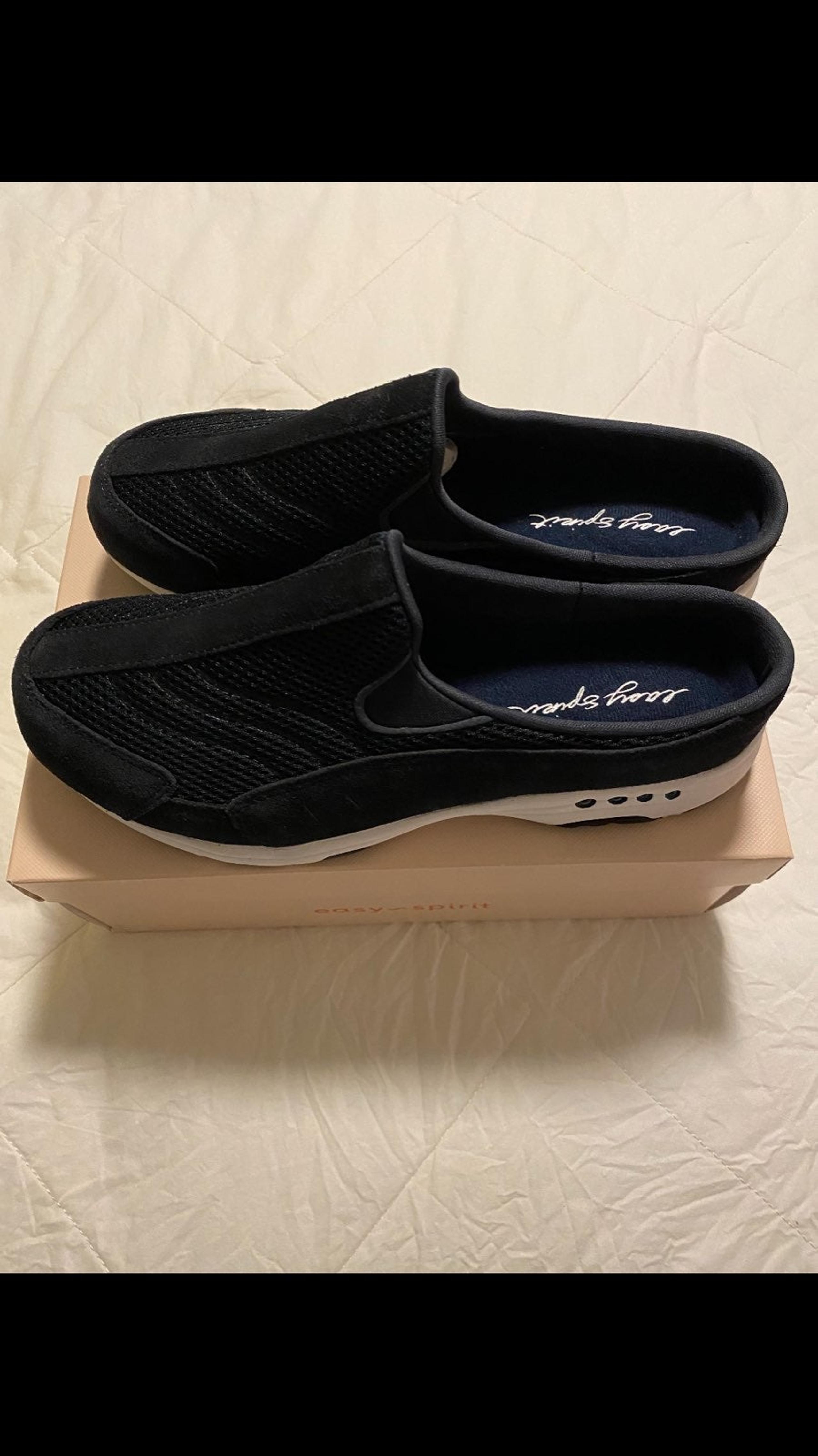 Easy Spirit Clogs