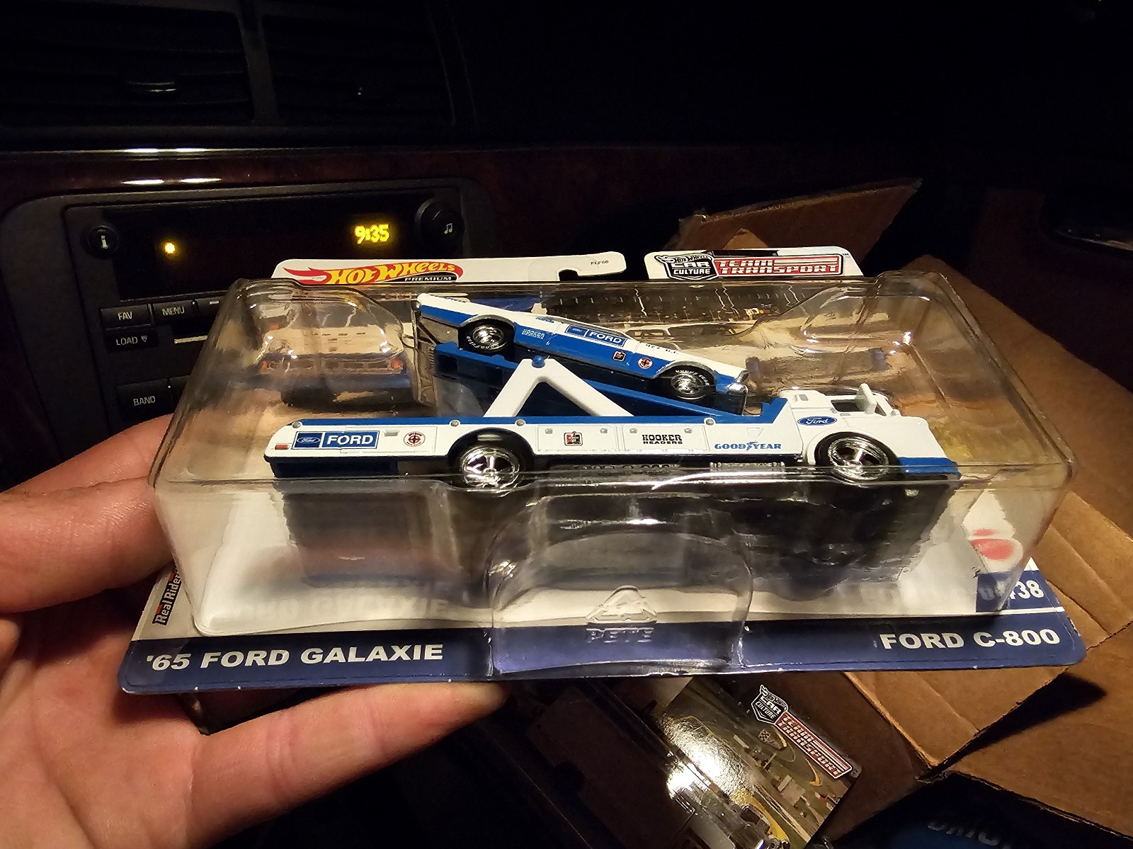 Hot Wheels team transport bundle (x4)