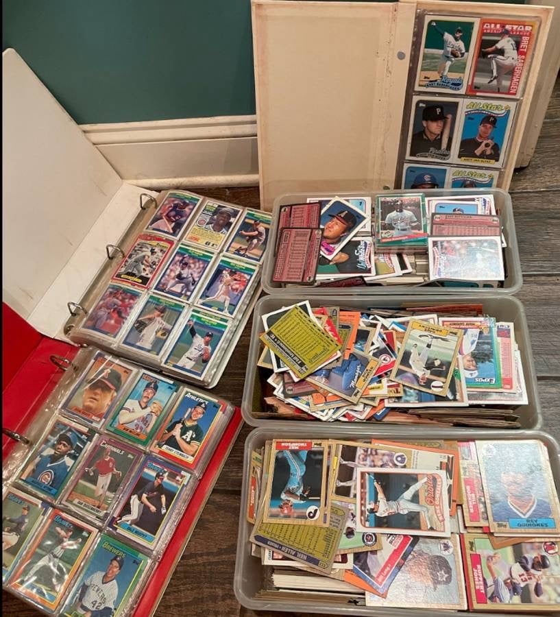 Collection of Baseball Cards