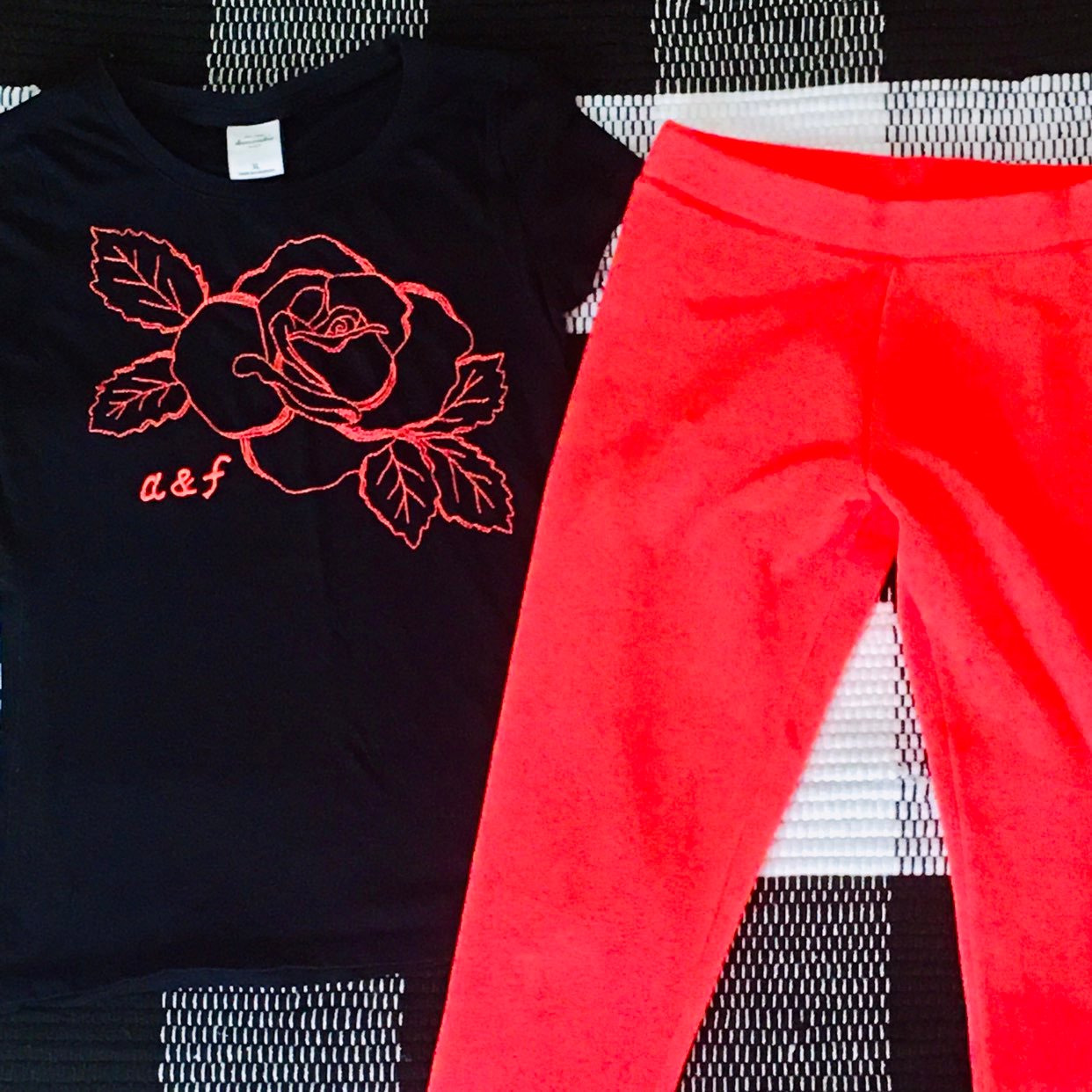Kids teen style outfit Abercrombie 10 12 large pants tee shirt top fleece blue