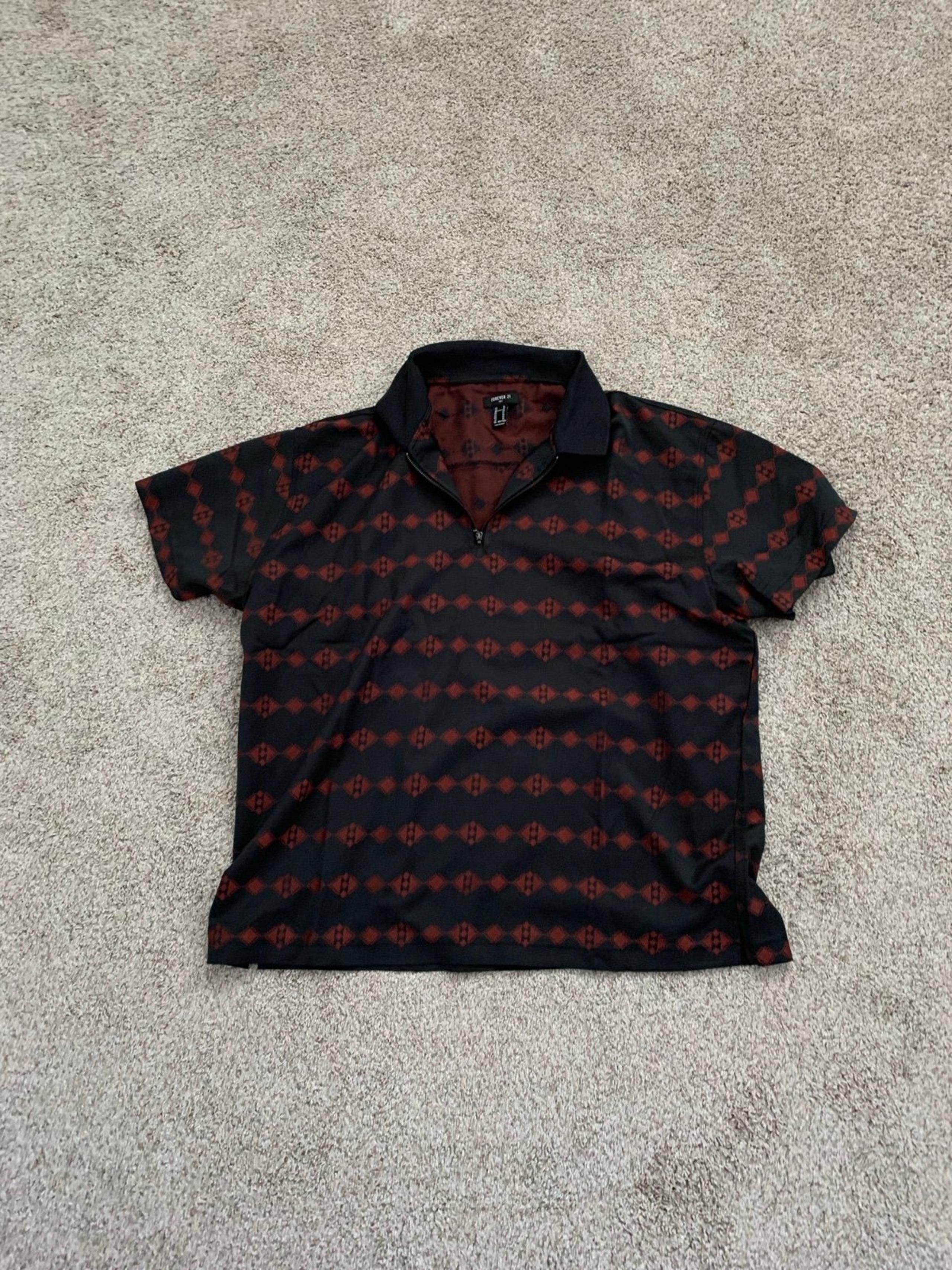 Forever 21 Men’s Graphic Red/Black Polo XL