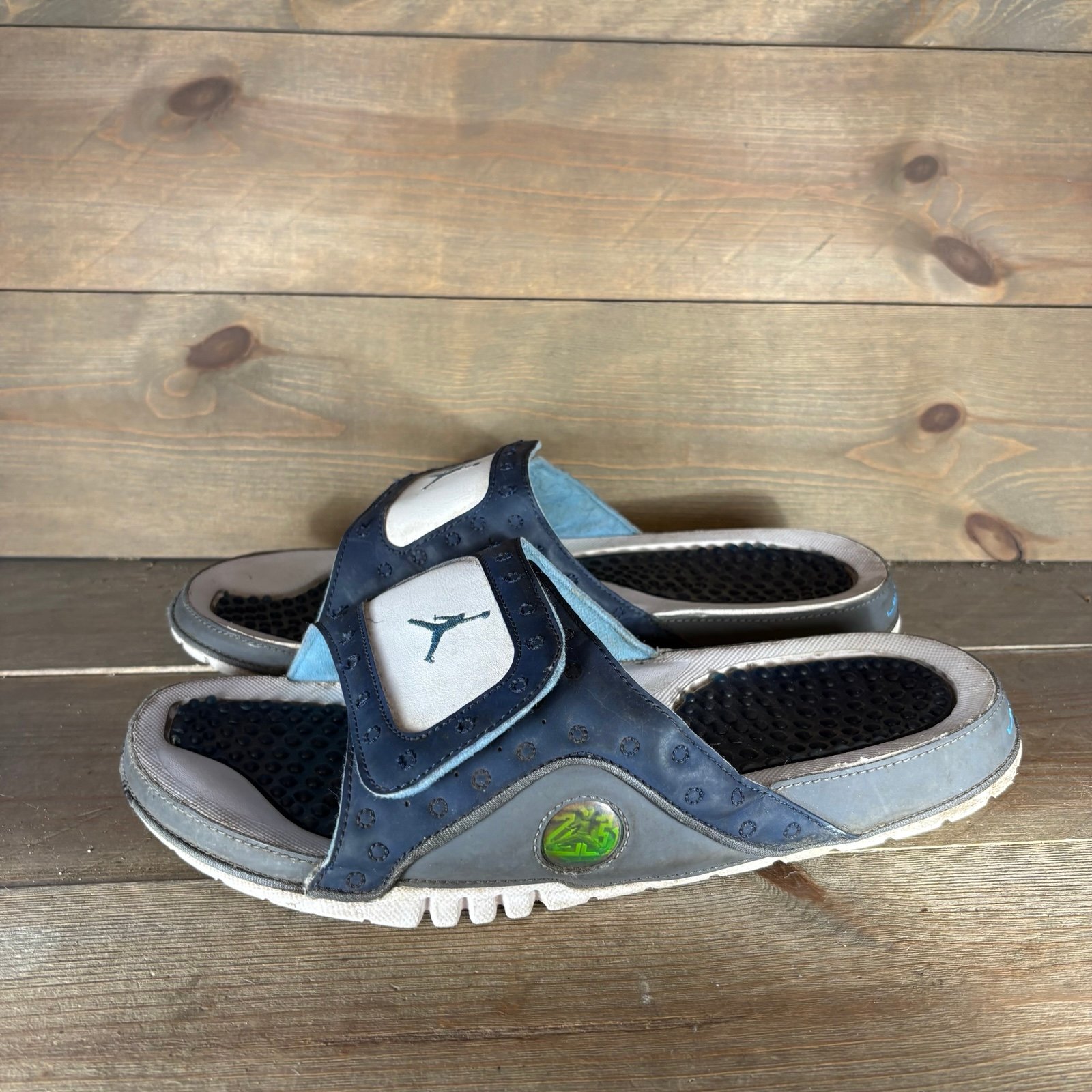 jordan hyrdo 13 mens size 12 shoes blue basketball slide sandals Pre owned. No