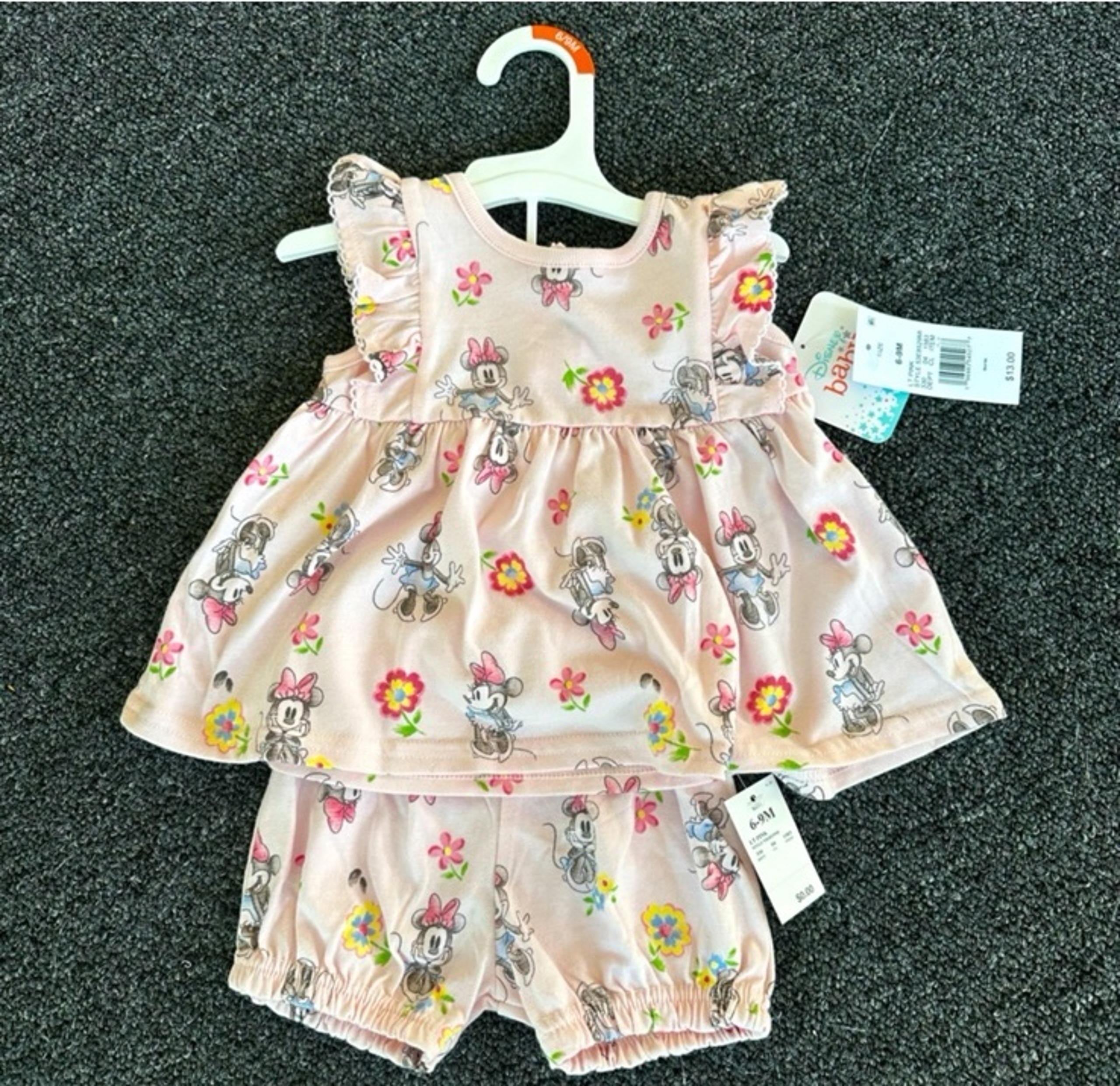 NWT Disney Baby Blouse & Short Set - Size 6-9 Months