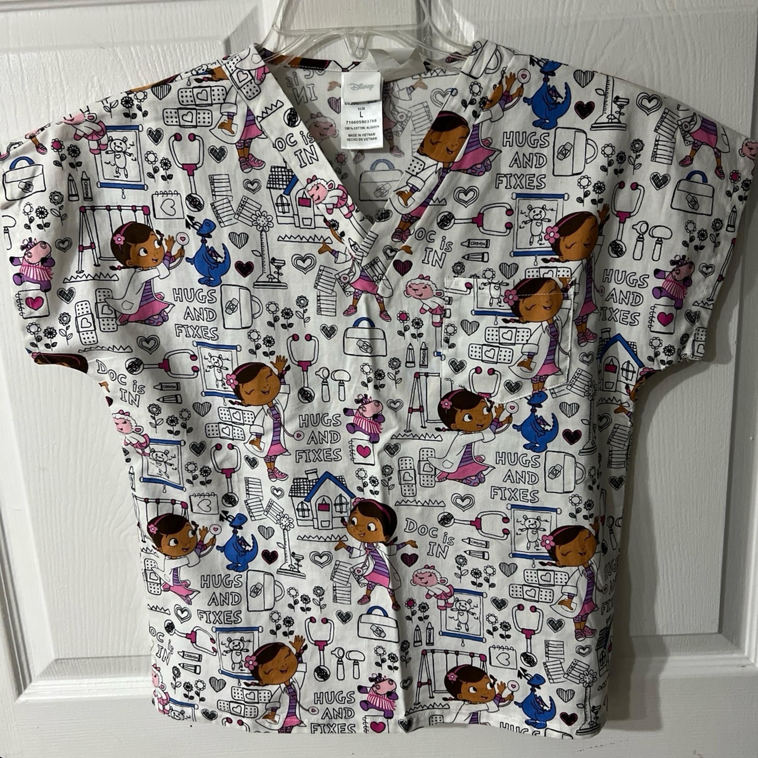 Disney Doc McStuffins Scrub Top Women’s Sz L Shirt Nursing Shirt