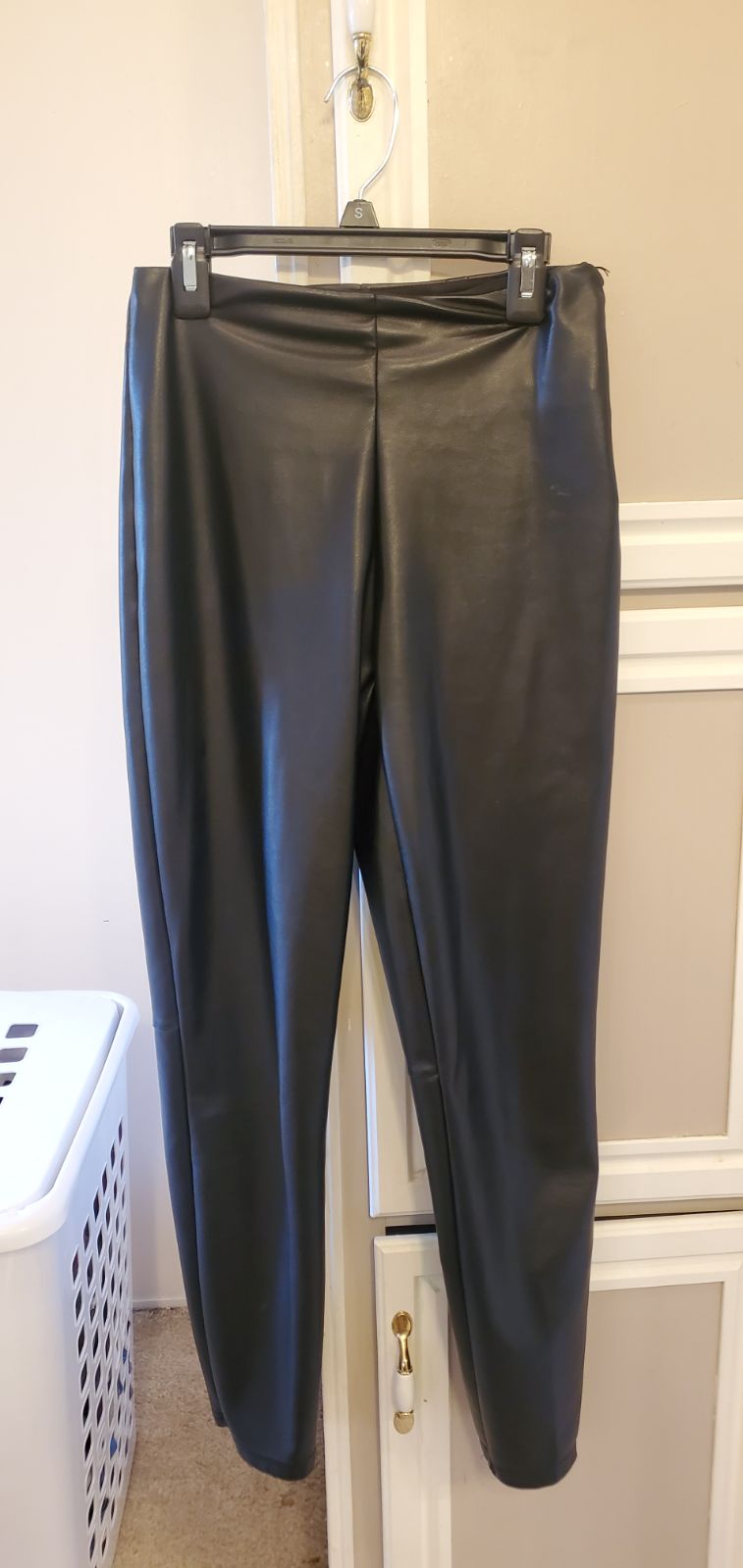 leather pants ( fabletice)