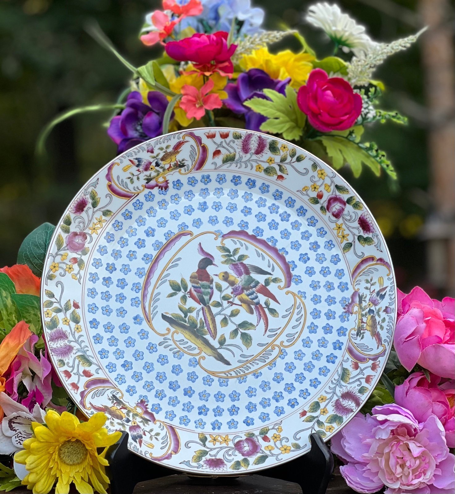 Chelsea House Exquisite Multicolored “Derby Birds” Decorative Plate