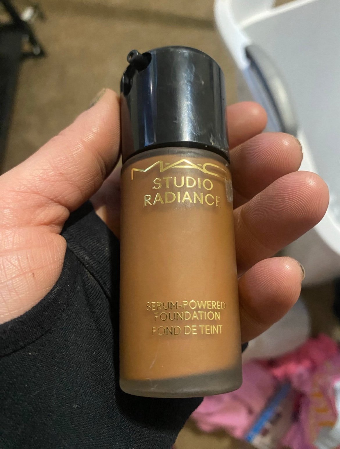 mac studio radiance foundation