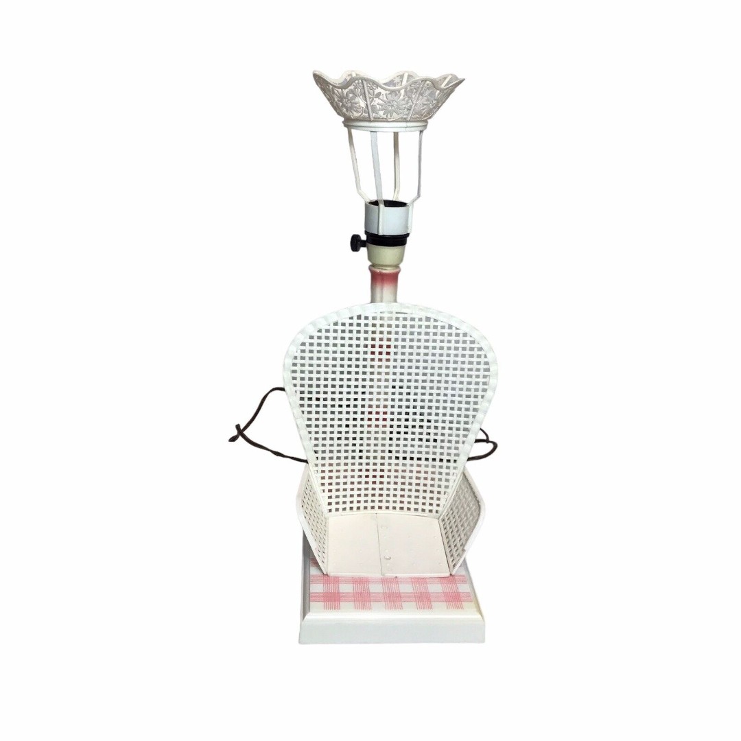 Vintage Working MidC gingham plaid doll seat Gilbert Softlite Inc Table Lamp