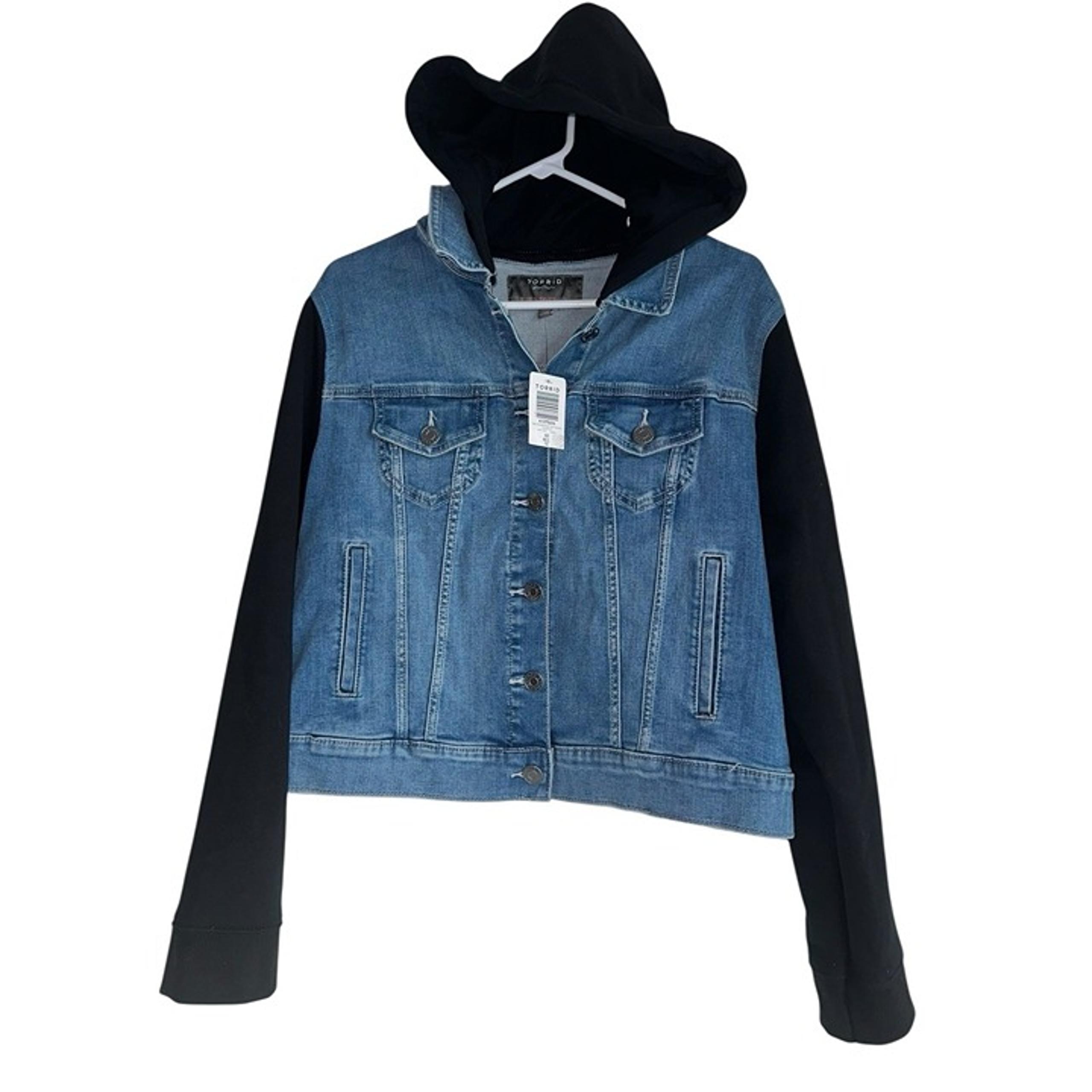 NWT Torrid Trucker Denim Jean Jacket Womens Size 00 Or 10 Hooded Knit Sleeves
