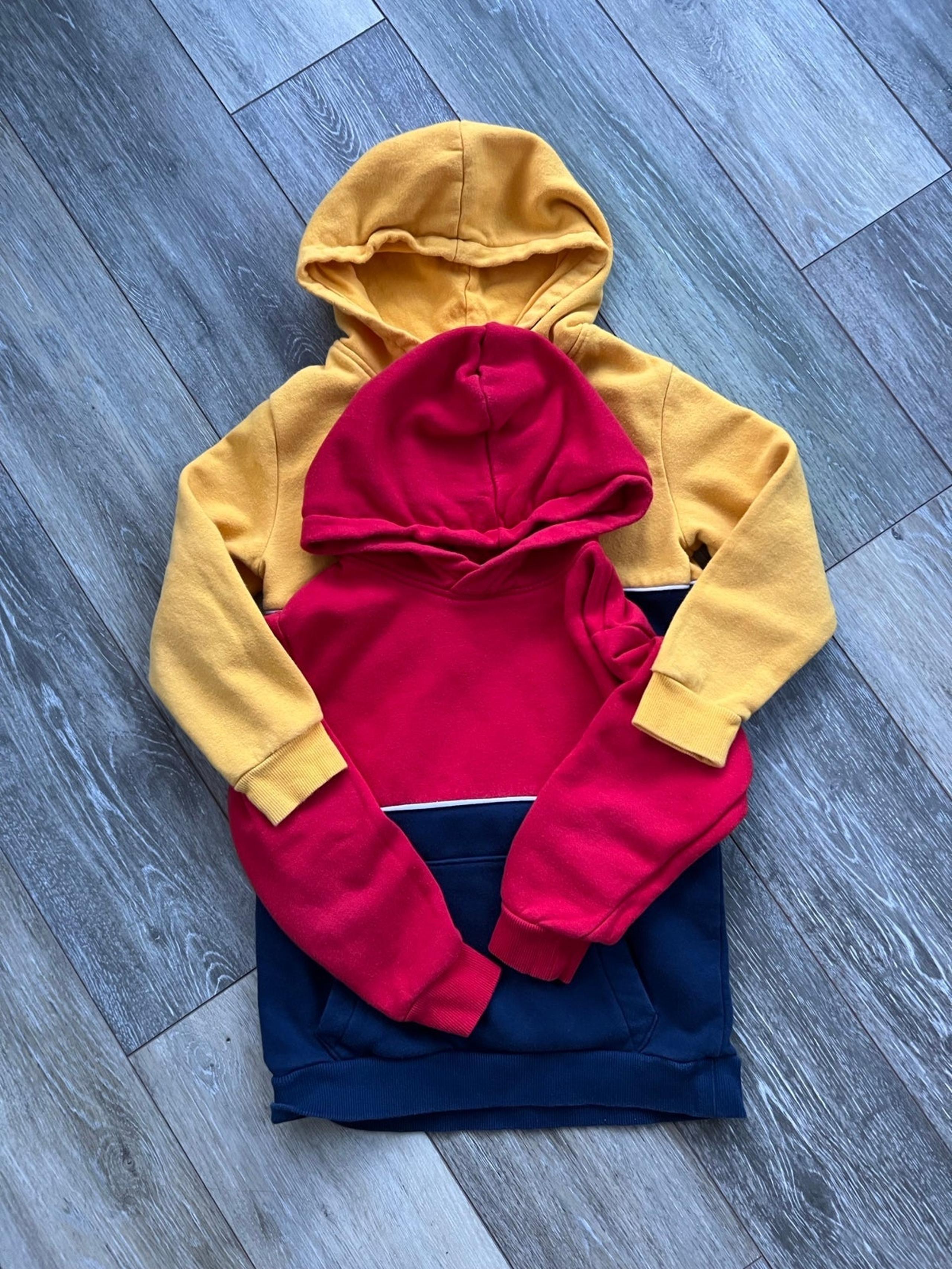 2x H&M color block sweatshirt bundle size 3T-4t