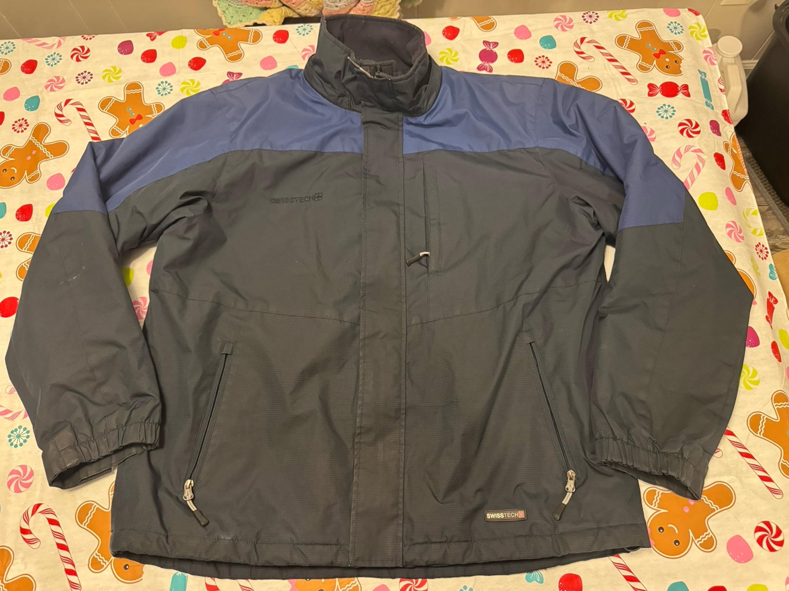 Swiss tech winter jacket with hood blue and black