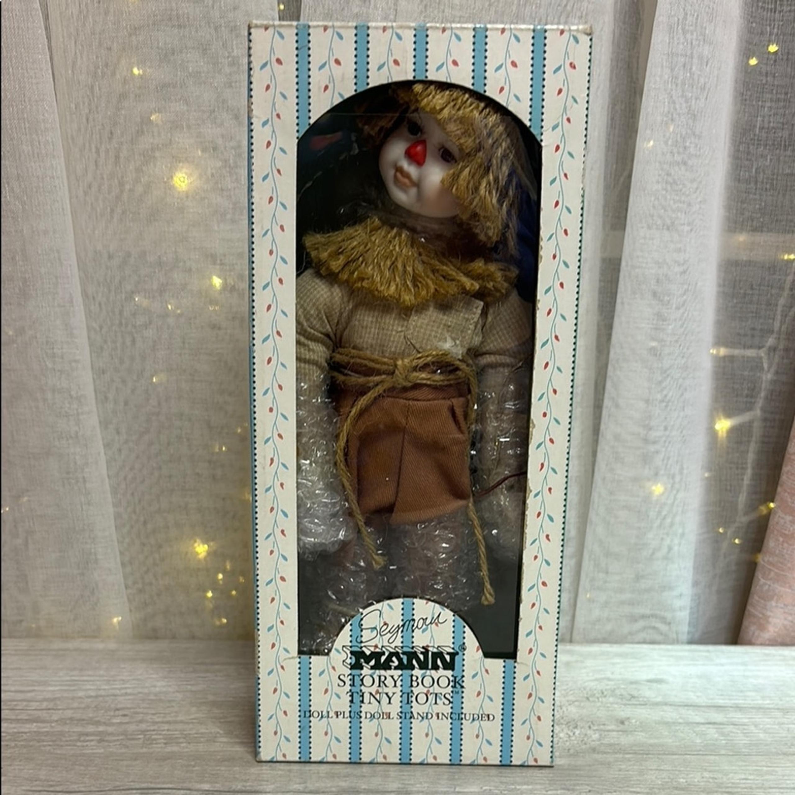 New in Box! Seymour Mann Story Book Doll with Scarecrow Outfit