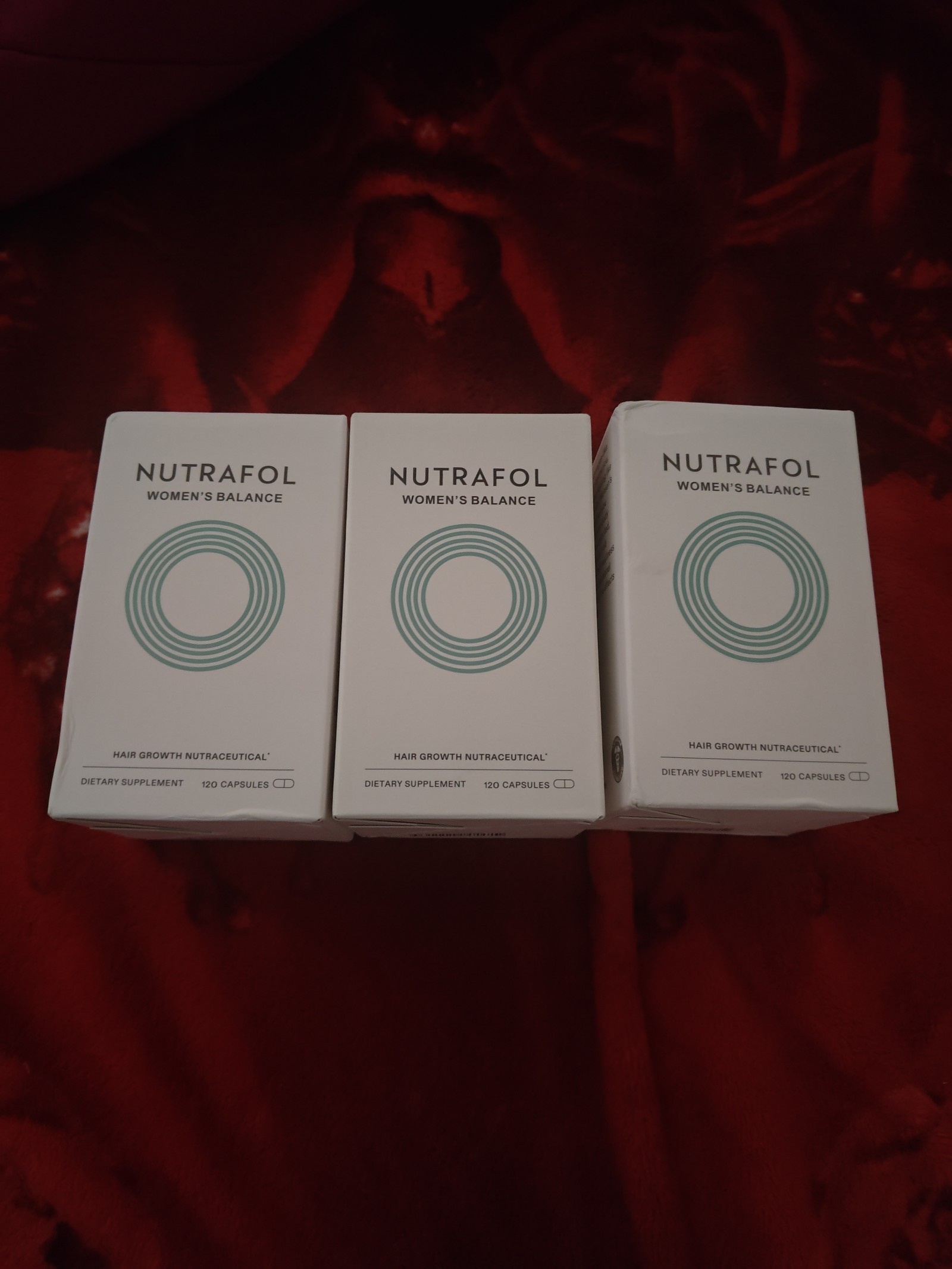 Women's hair growth expiration 12/25