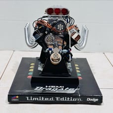 New Dodge HEMI Die Cast Top Fuel Dragster 426 Engine 1:6 Scale Model 8000 HP