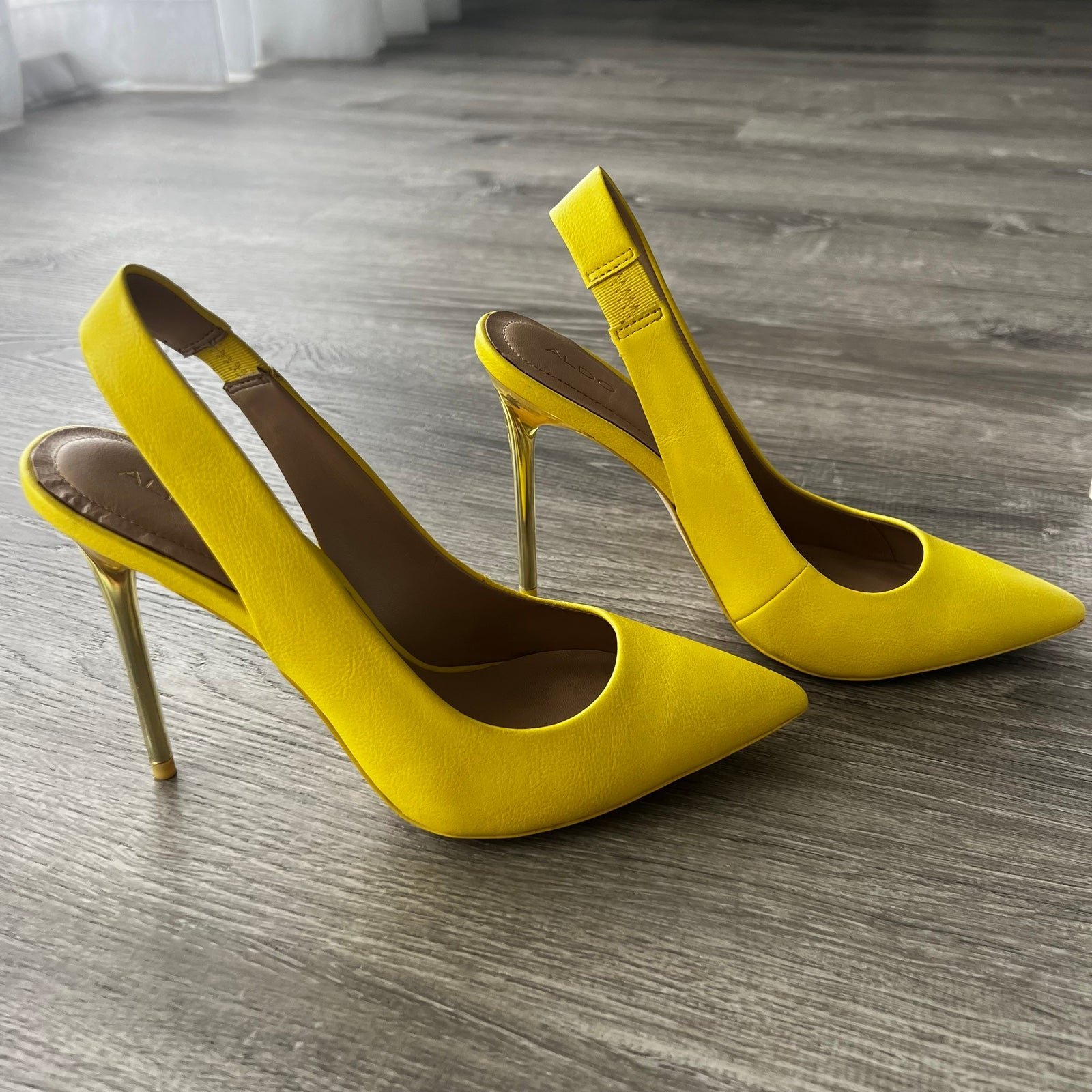 Aldo NIKY -68 Color (yellow) Size 7.5