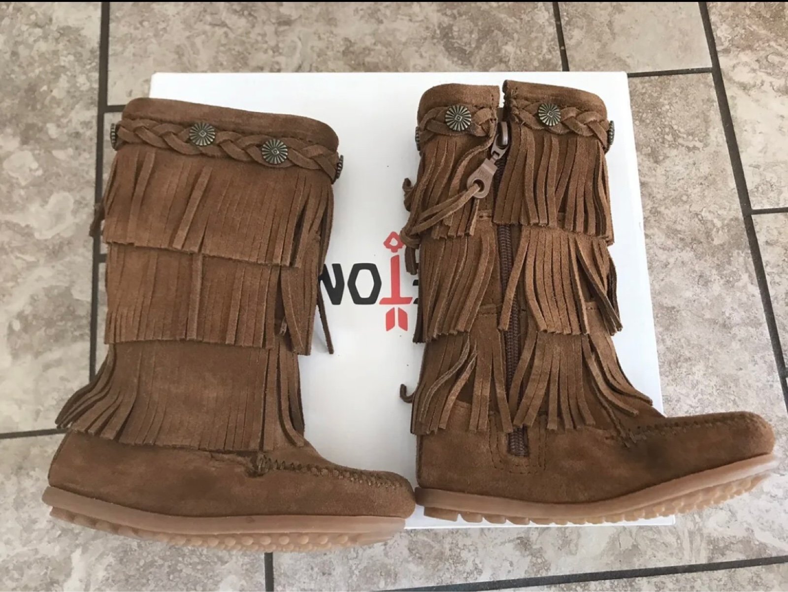 MINNETONKA GIRLS' FRINGED SUEDE BOOTS