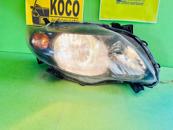 2009 2010 TOYOTA COROLLA CE LE XLE HALOGEN HEADLIGHT RIGHT PASSENGER SIDE BLACK