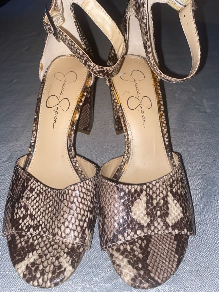 Women's Jessica Simpson Brown Snake Print Heels Size 7.5
