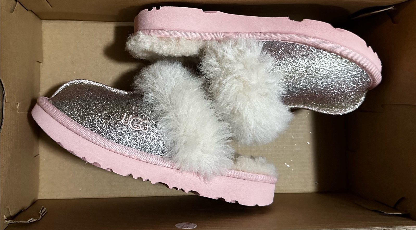 ugg kids slippers size 11