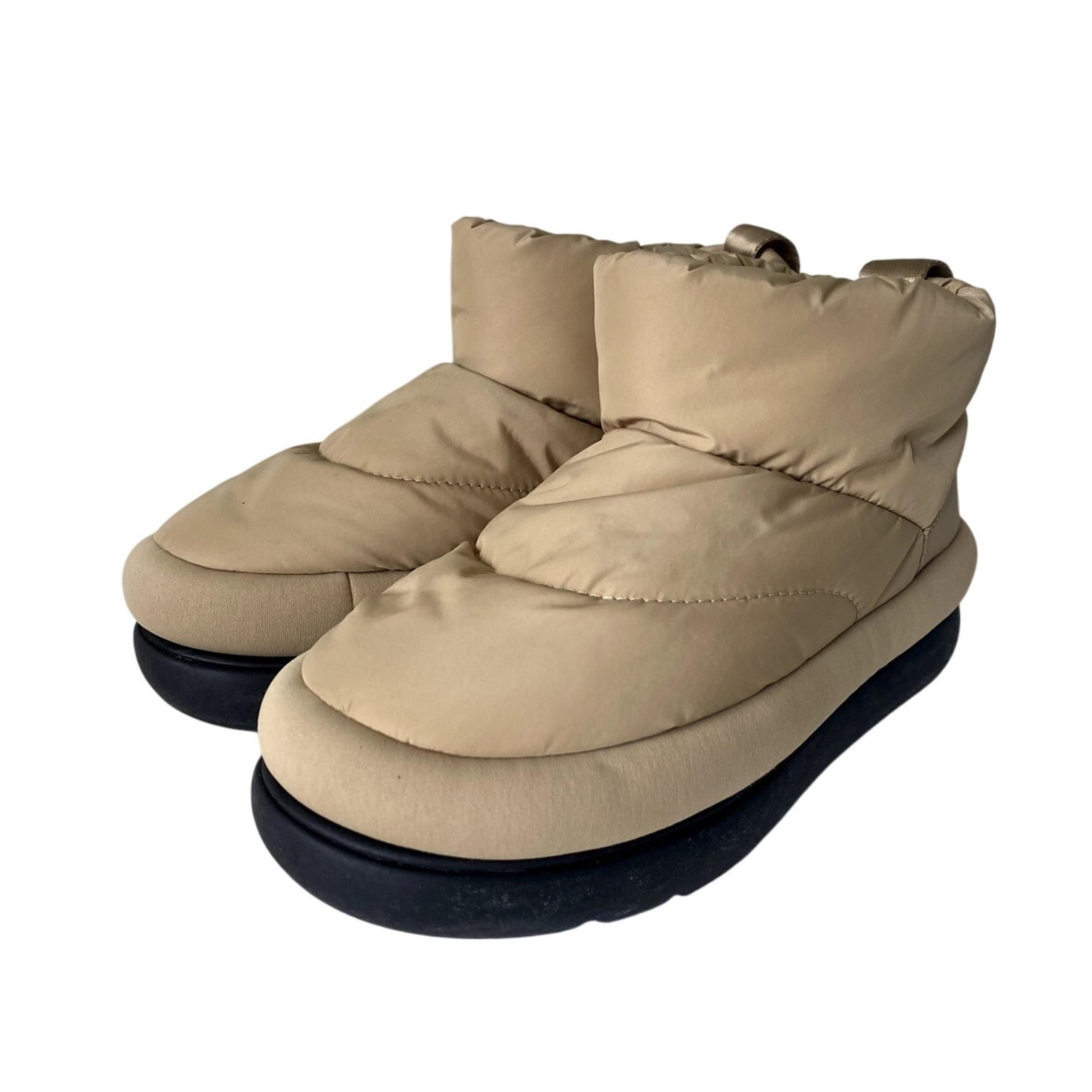NWT UGG Classic Maxi Mini Mustard Seed Boots Puffy Women's Size 5