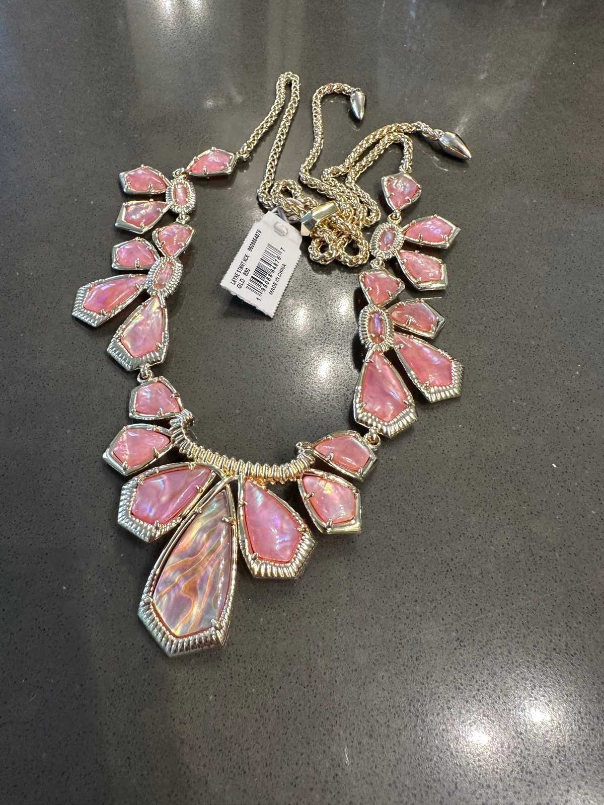 NWT Kendra Scott Layne Statement Necklace in Light Pink Abalone
