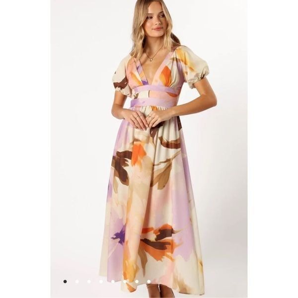Petal & Pup CHRISTOFF MAXI DRESS - FLORAL Nwot Size Small