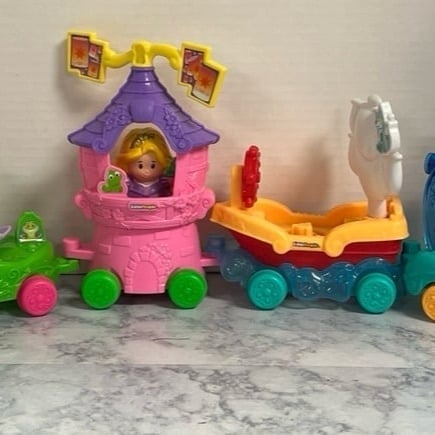 Little People Disney Princess Parade 6 pc set