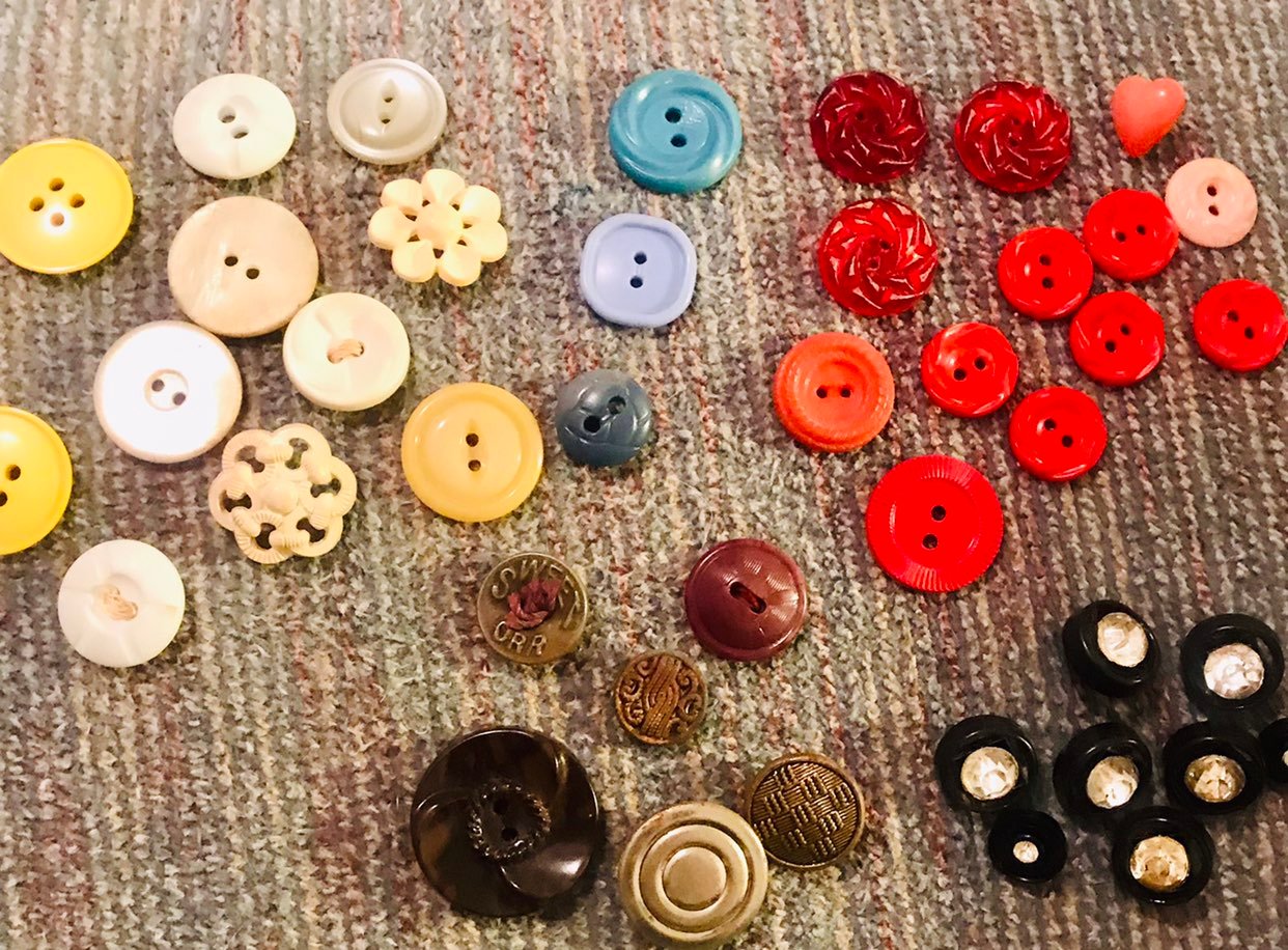 Beautiful Vintage Antique Buttons