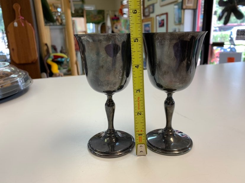 2 Barker Ellis St. Silver Wine Glasses