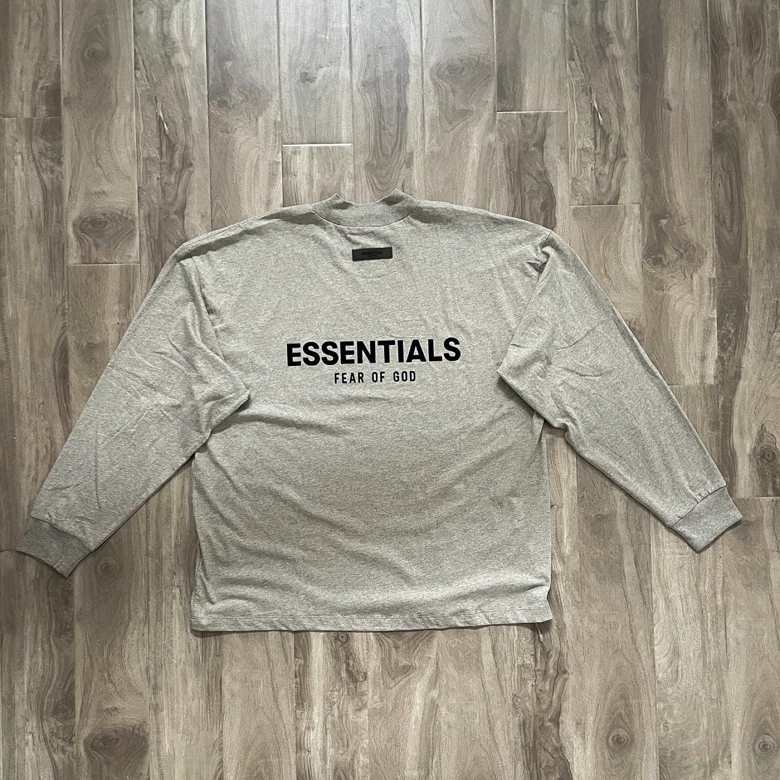 Fear of God Essentials Longsleeve Crewneck shops