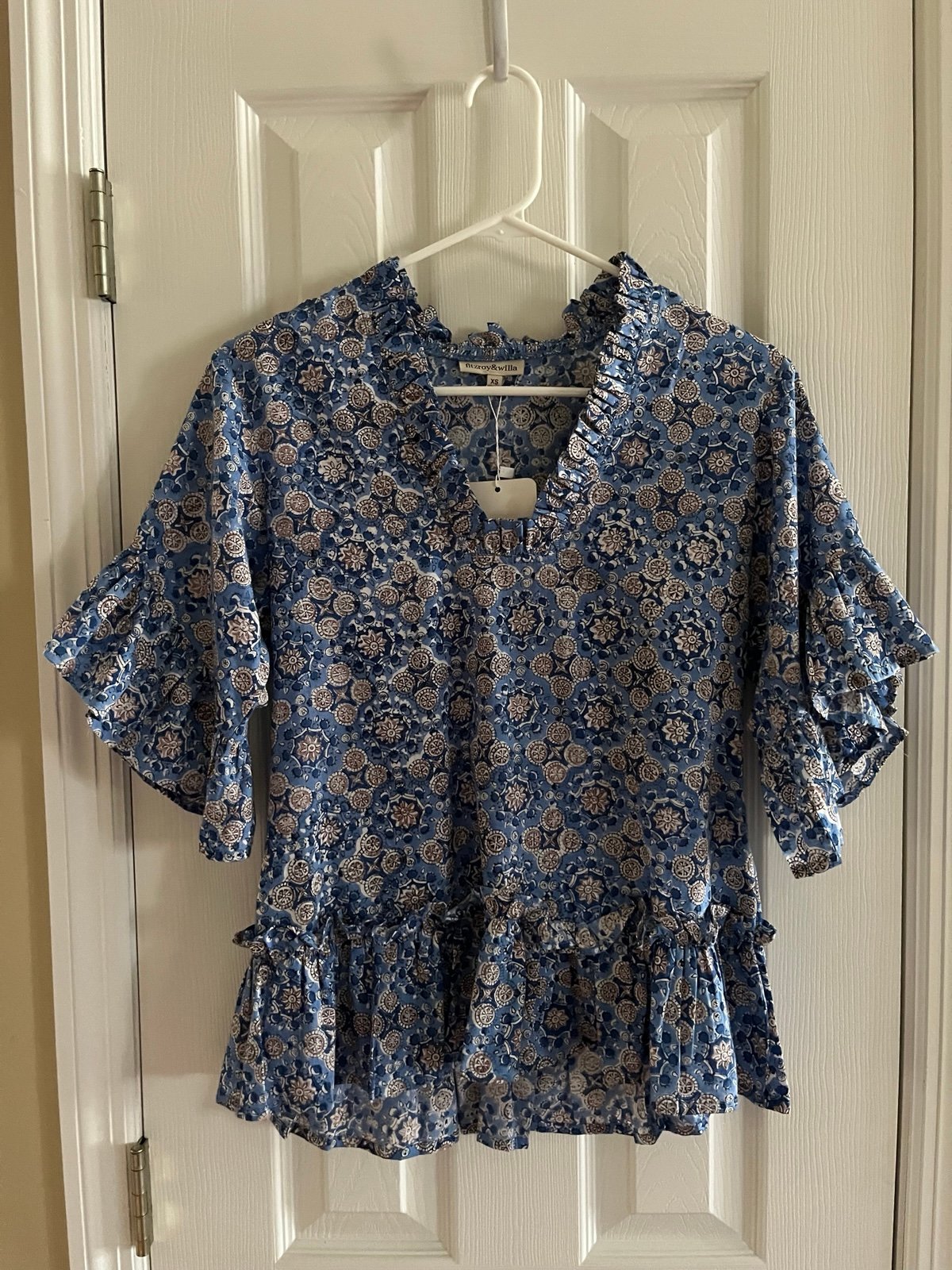 Fitzroy & Willa Patterned Blue Blouse NEW