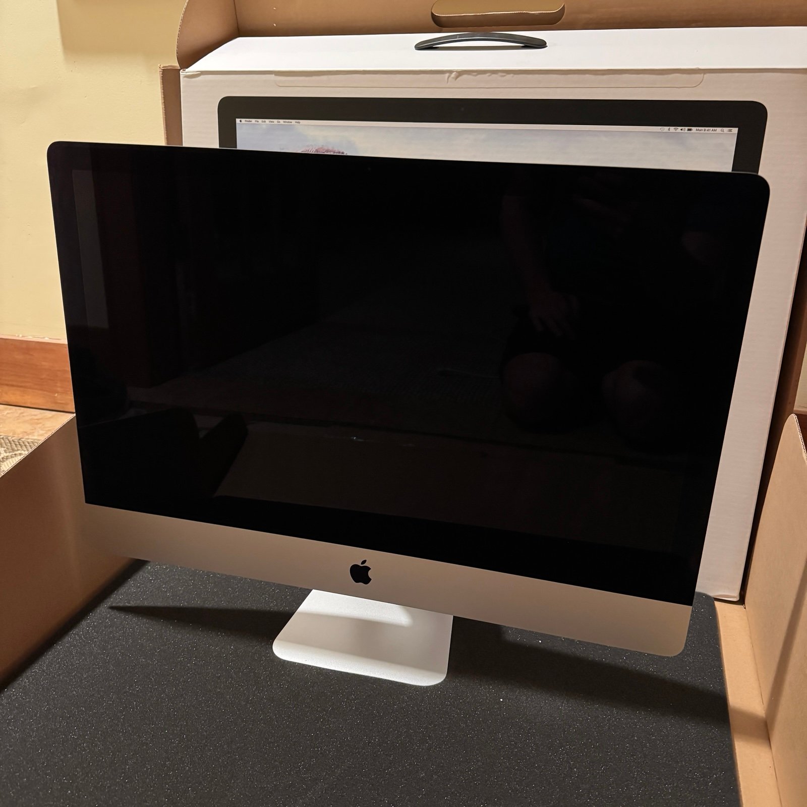Apple 27” iMac Custom Order - i7 Quad Core 16gb Ram, 512gb HD