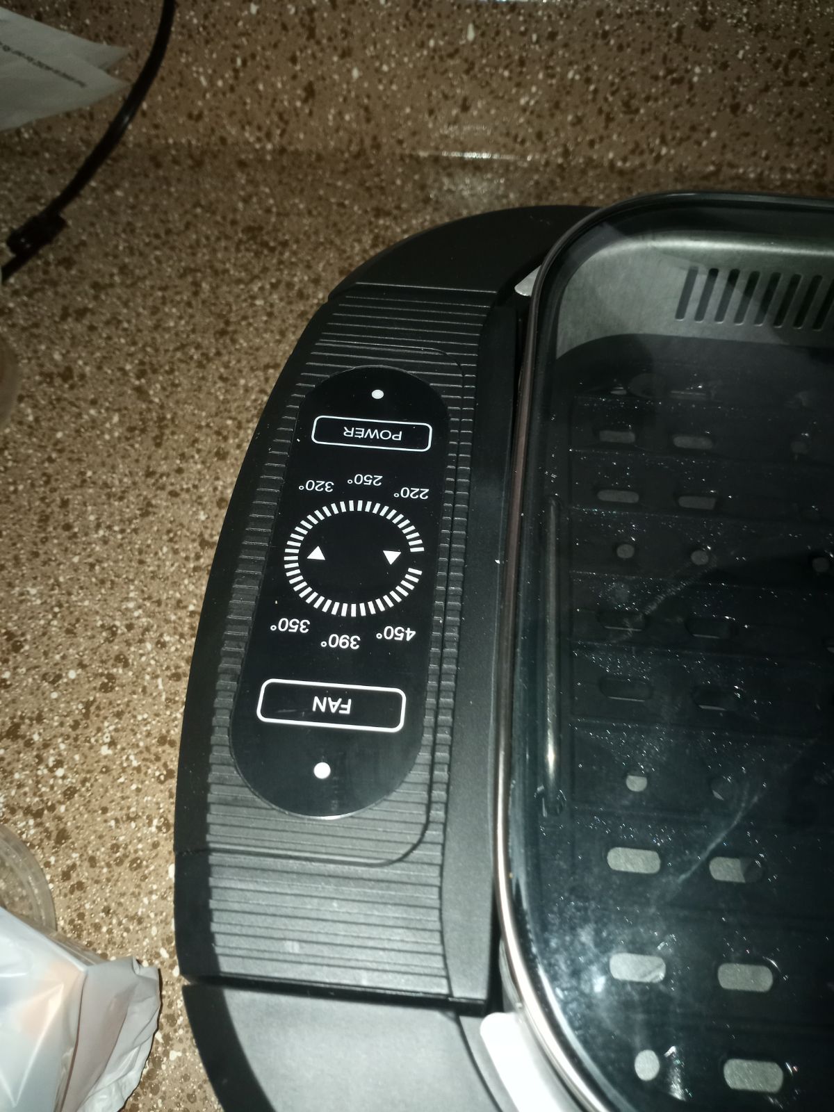 Power smokeless grill