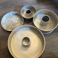 Bakeware/Storage